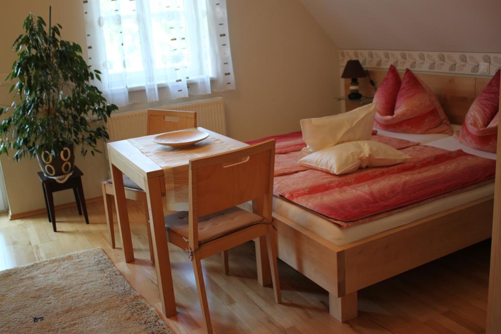 Buschenschank Orsl Wildbach Eksteriør billede